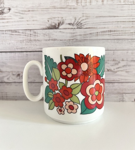 Tasse fleurie dans les tons rouges Bavaria