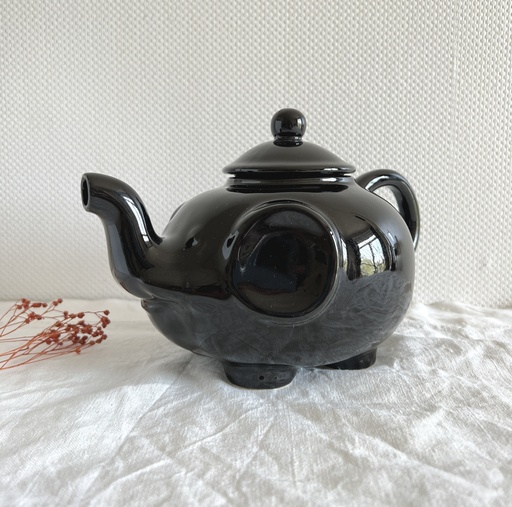 Théière éléphant noire