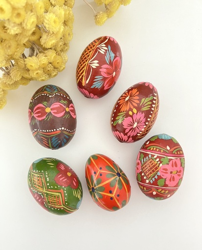 Ensemble de 6 œufs en bois peints style Pysanky