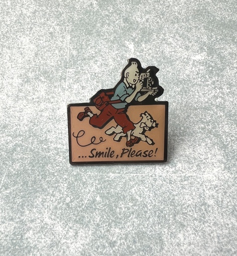 Pin's Tintin et Milou ...Smile, Please!